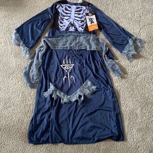 Kids Spirit Reaper Halloween Costume Size M (8-10) NWT *Suit and Sash only